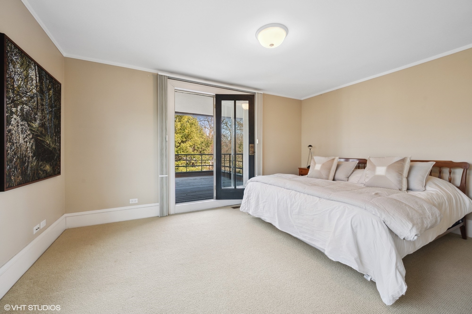 881 Private Road Winnetka, IL 60093 - Photo 40 of 60 a spacious bedroom with a bed and a window