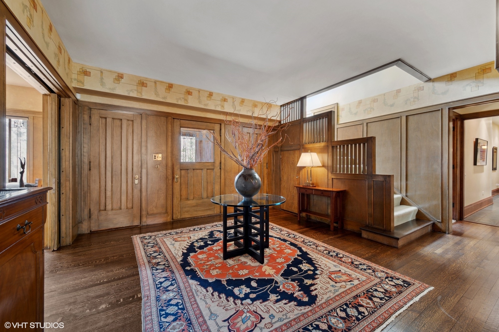 881 Private Road Winnetka, IL 60093 - Photo 4 of 60 a living room with furniture and a wooden floor
