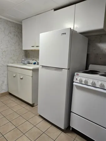 $825 | 96 Main Street, Unit #1, Lancaster, NH 03584