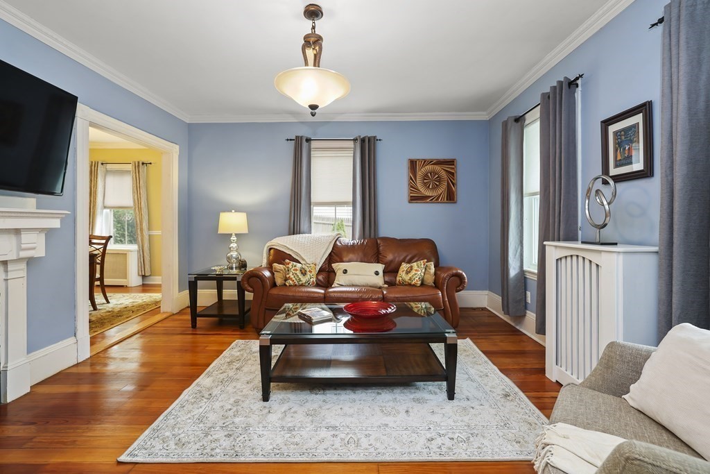 10 Faraday Street Boston, MA 02136 - Photo 4 of 37