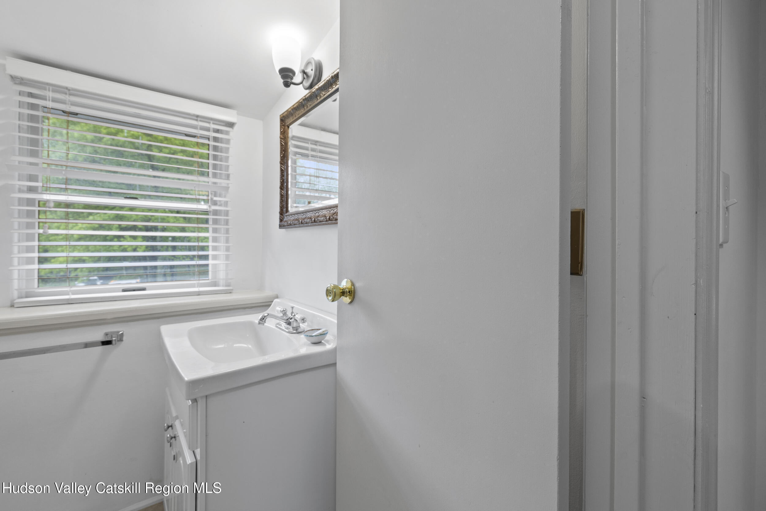 640 North Mountain Road Gardiner, NY 12525 - Photo 21 of 35 20_img_0259