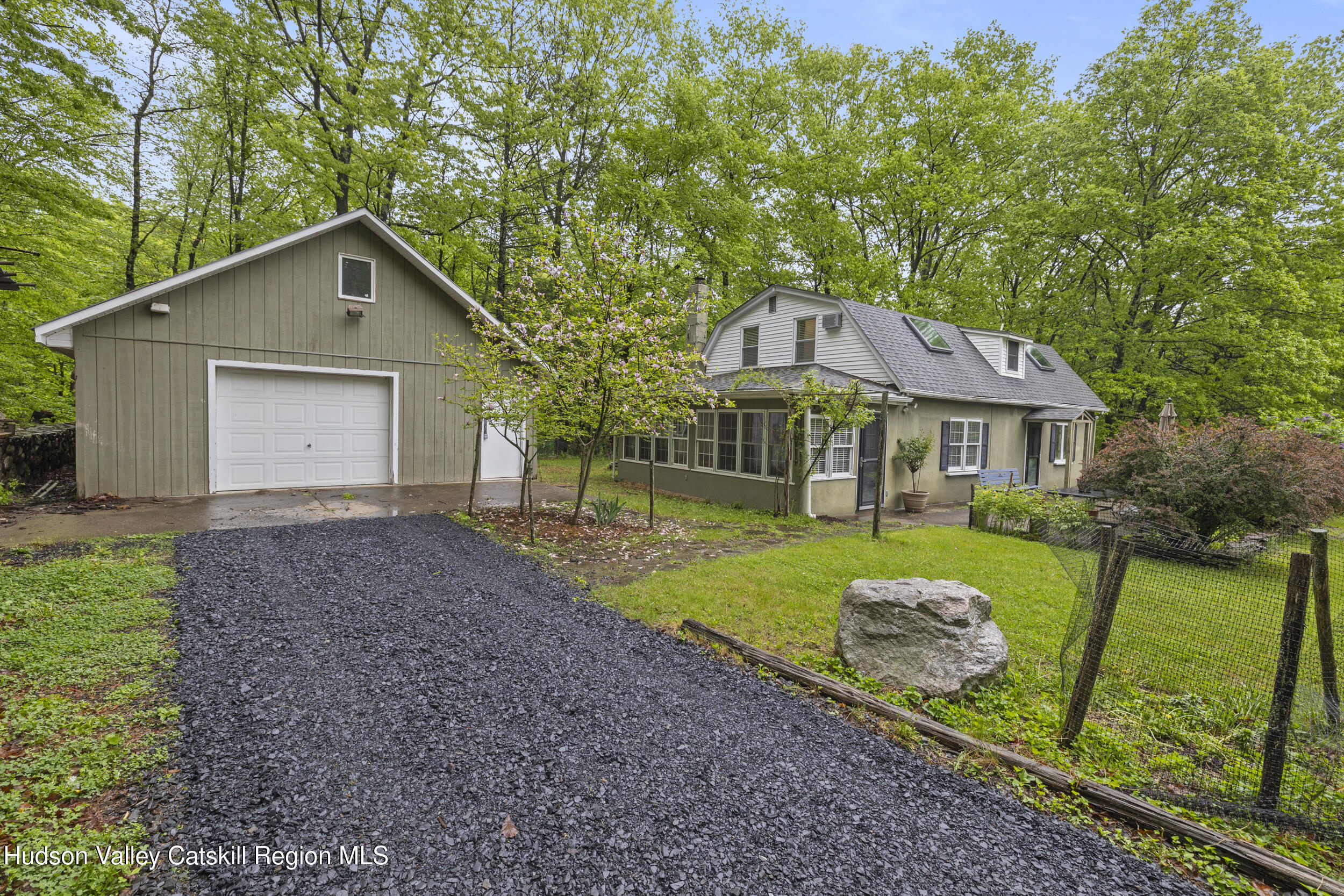 640 North Mountain Road Gardiner, NY 12525 - Photo 6 of 35 25_img_0283