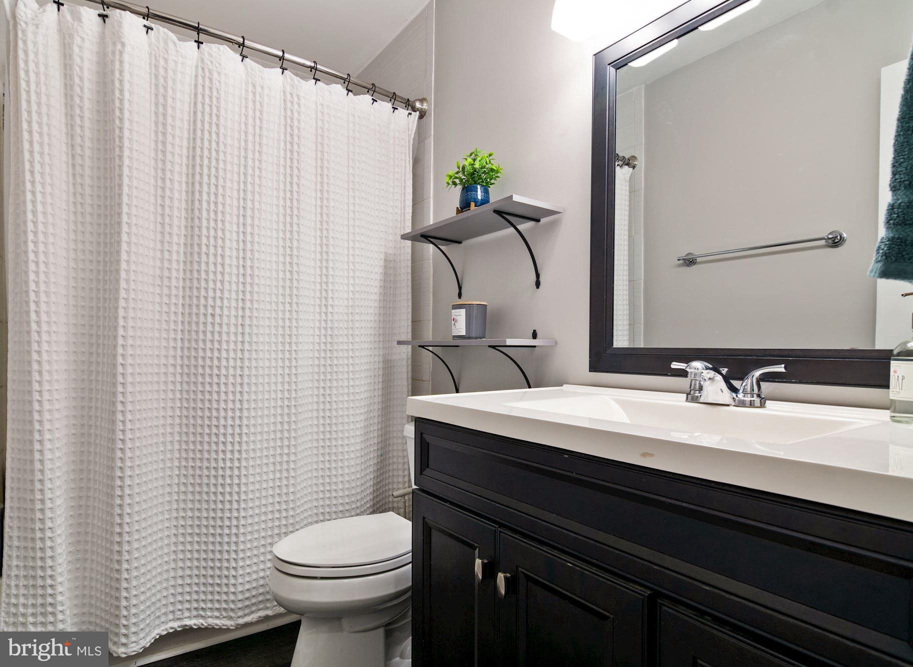 136 Choptank Road Stafford, VA 22556 - Photo 10 of 19 Bathroom