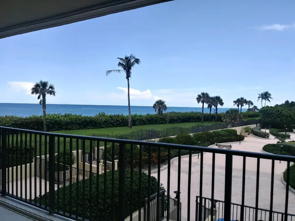 $7,400 | 200 Ocean Trail Way, Unit 109, Jupiter, FL 33477