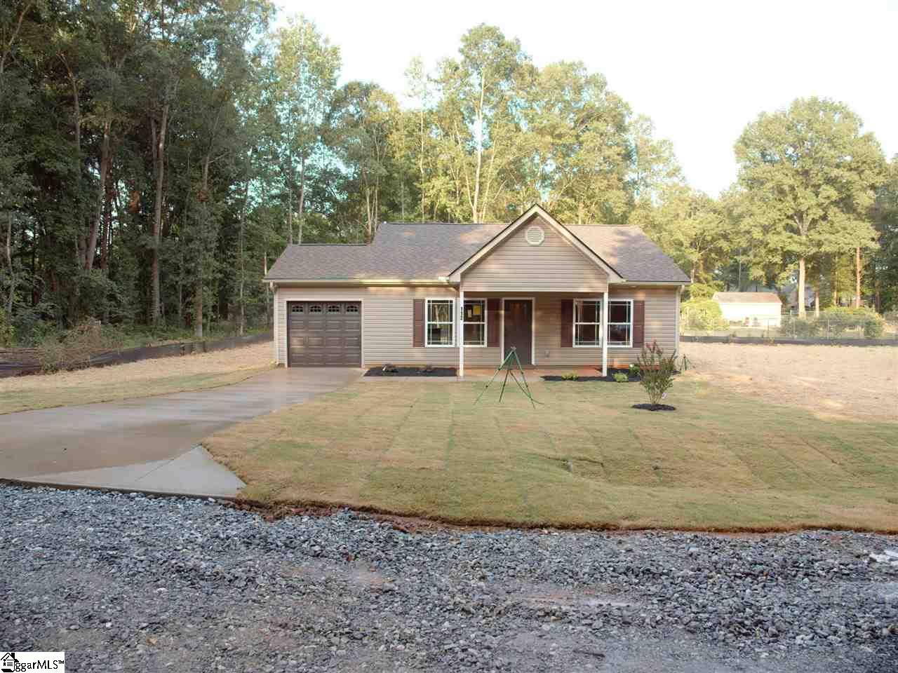 112 Norbert Lane Anderson, SC 29624 - Photo 1 of 13 Gallery Image 1