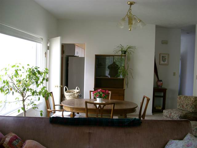 1721 East Pinecrest Road Spokane, WA 99203 - Photo 3 of 8 Gallery Image 3