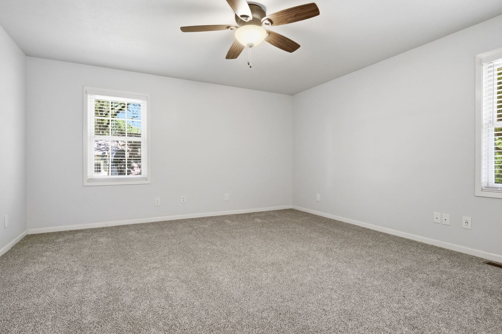 15863 East 2120 N Road Pontiac, IL 61764 - Photo 24 of 49
