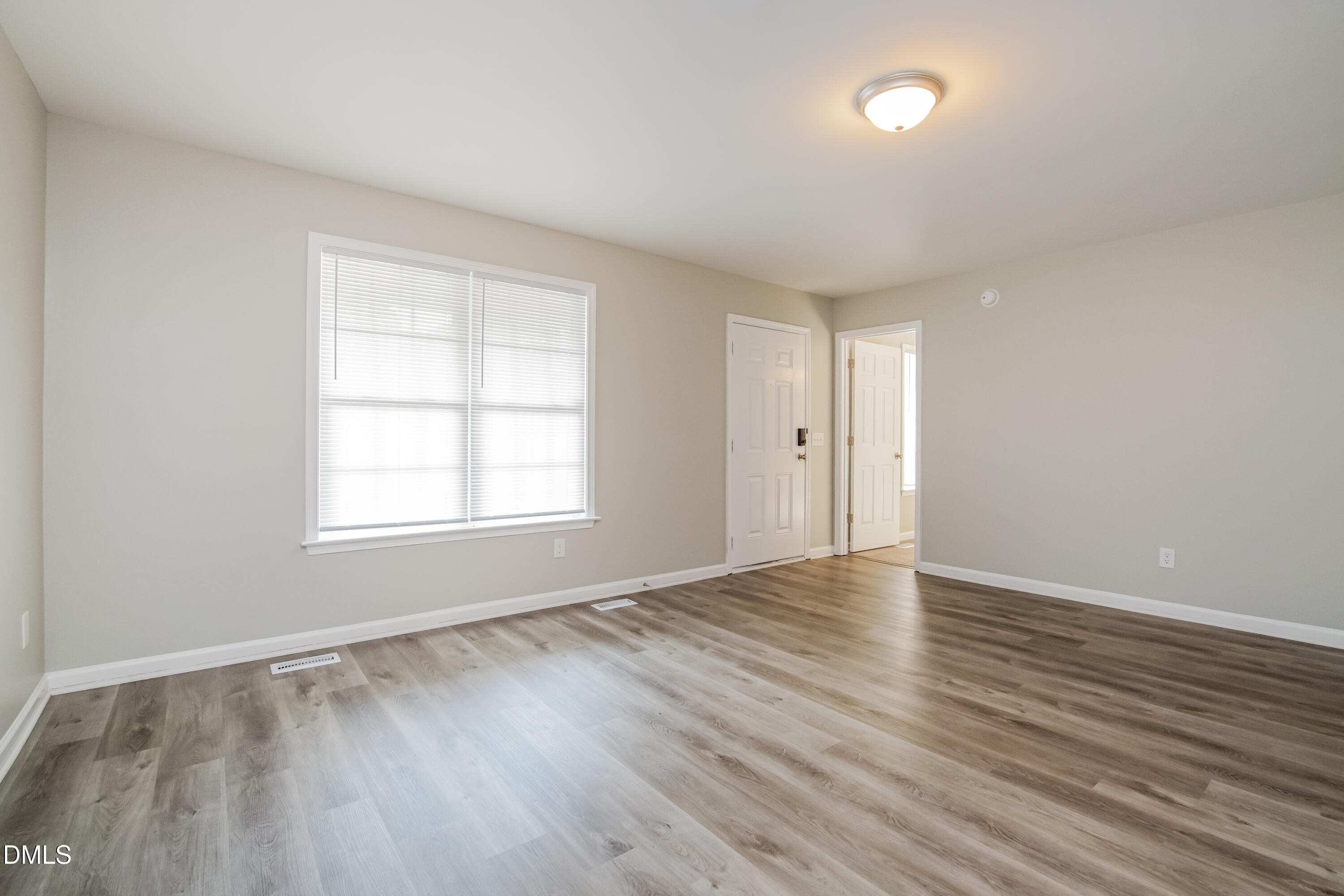 197 Barewood Drive Four Oaks, NC 27524 - Photo 5 of 16 020-photo-living-room-12747967