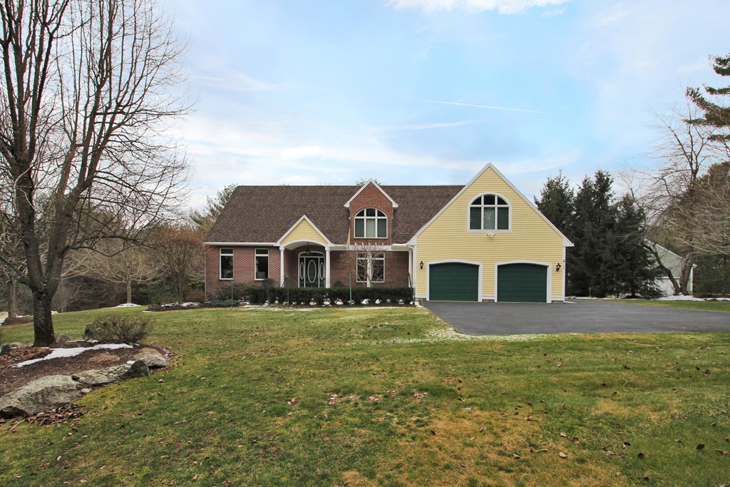 102 Upland Road Sharon, MA 02067 - Photo 1 of 29 Gallery Image 1