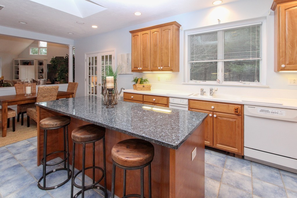 102 Upland Road Sharon, MA 02067 - Photo 21 of 29 Gallery Image 21