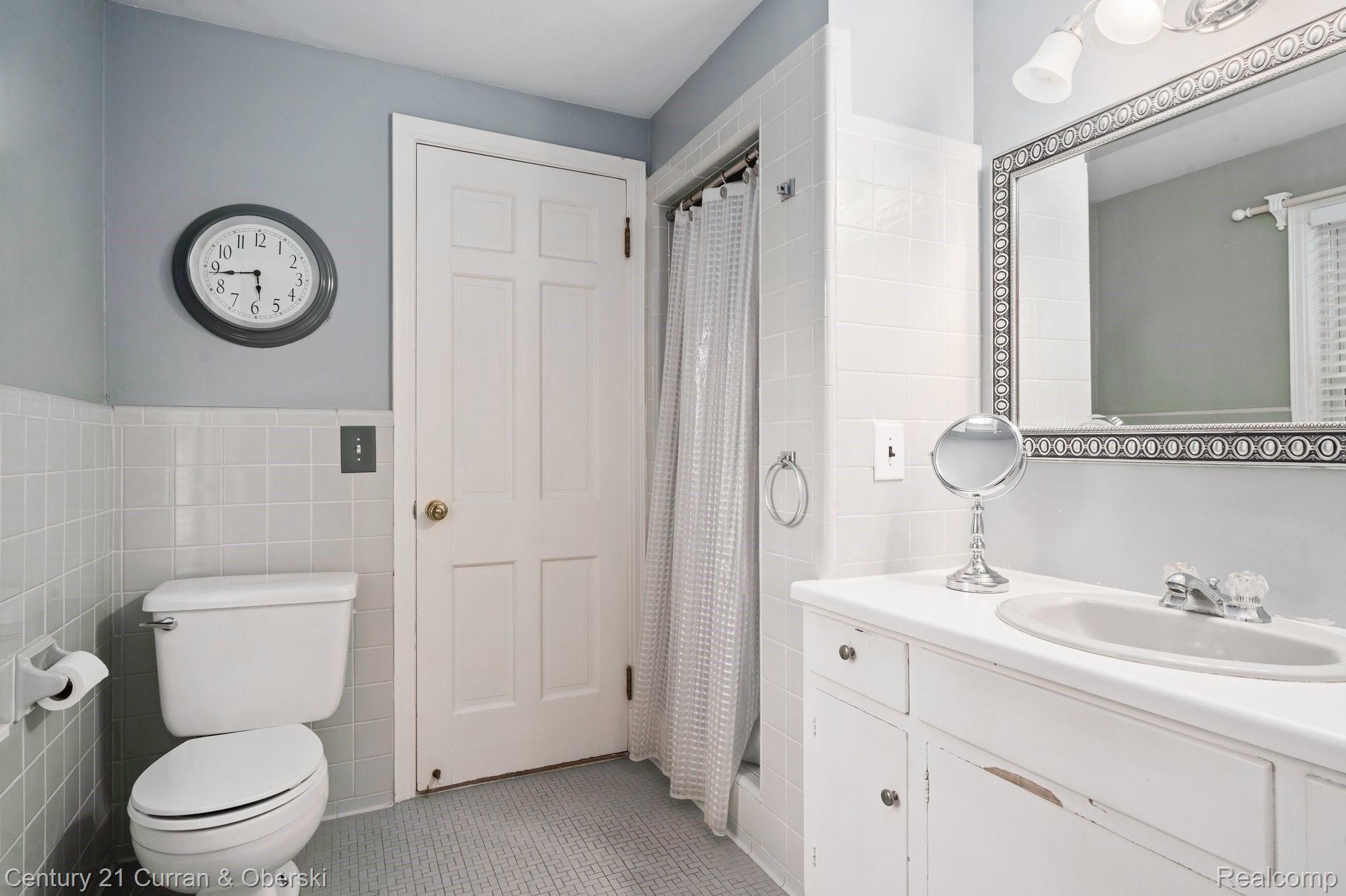 6430 Apple Orchard Lane Rochester, MI 48306 - Photo 29 of 64 34-web-or-mls-_DSC9200.jpg
