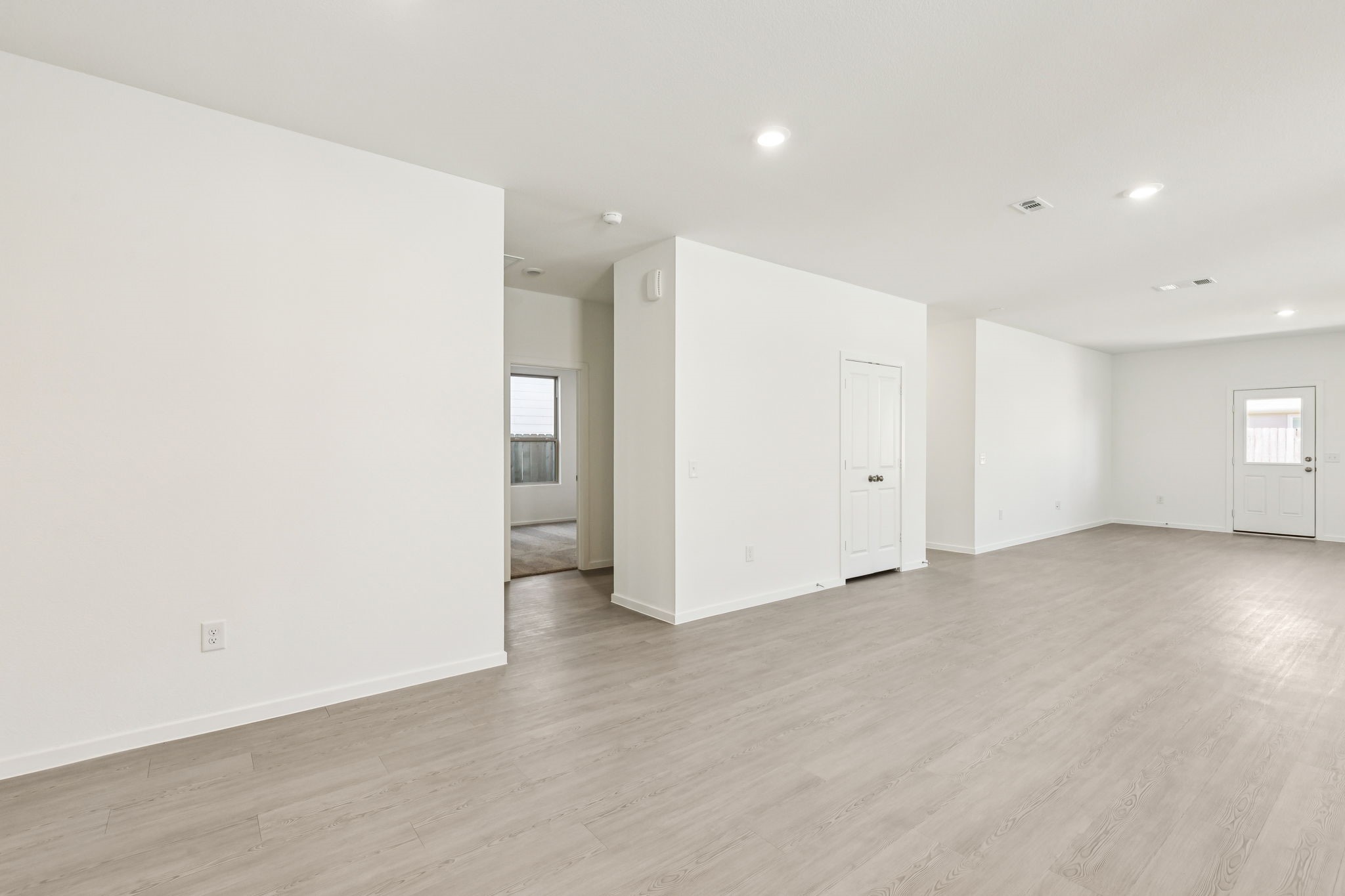 14985 Rustic Moon Road Conroe, TX 77302 - Photo 9 of 32 a view of an empty room