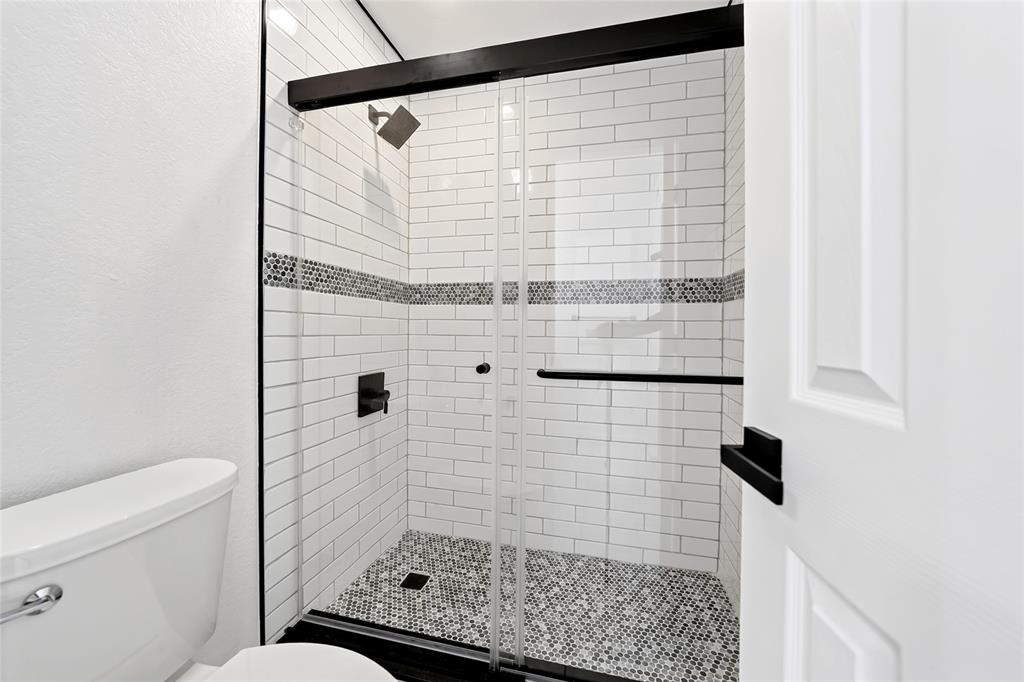 1232 Signal Ridge Place Rockwall, TX 75032 - Photo 27 of 38 Gallery Image 27