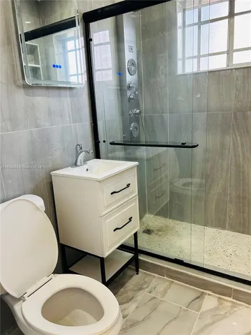 $3,250 | 1831 Northwest 185th Street, Miami Gardens, FL 33056