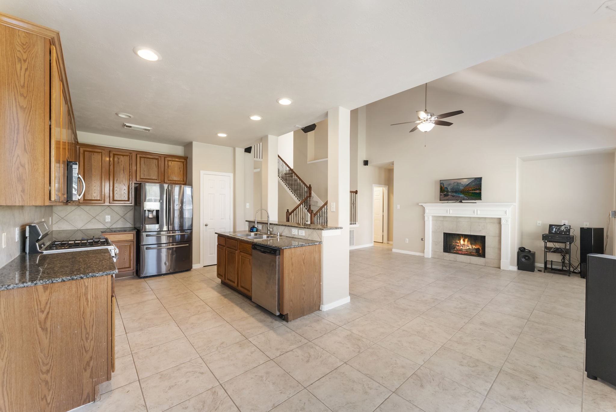 4318 Countrycrossing Drive Spring, TX 77388 - Photo 17 of 41