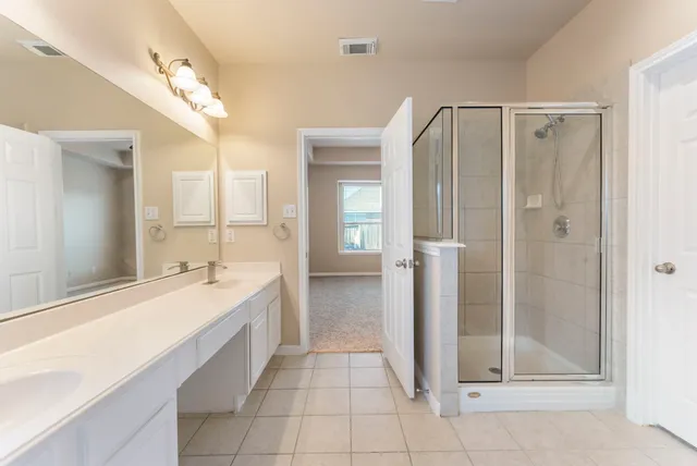 $369,000 | 4318 Countrycrossing Drive, Spring, TX 77388