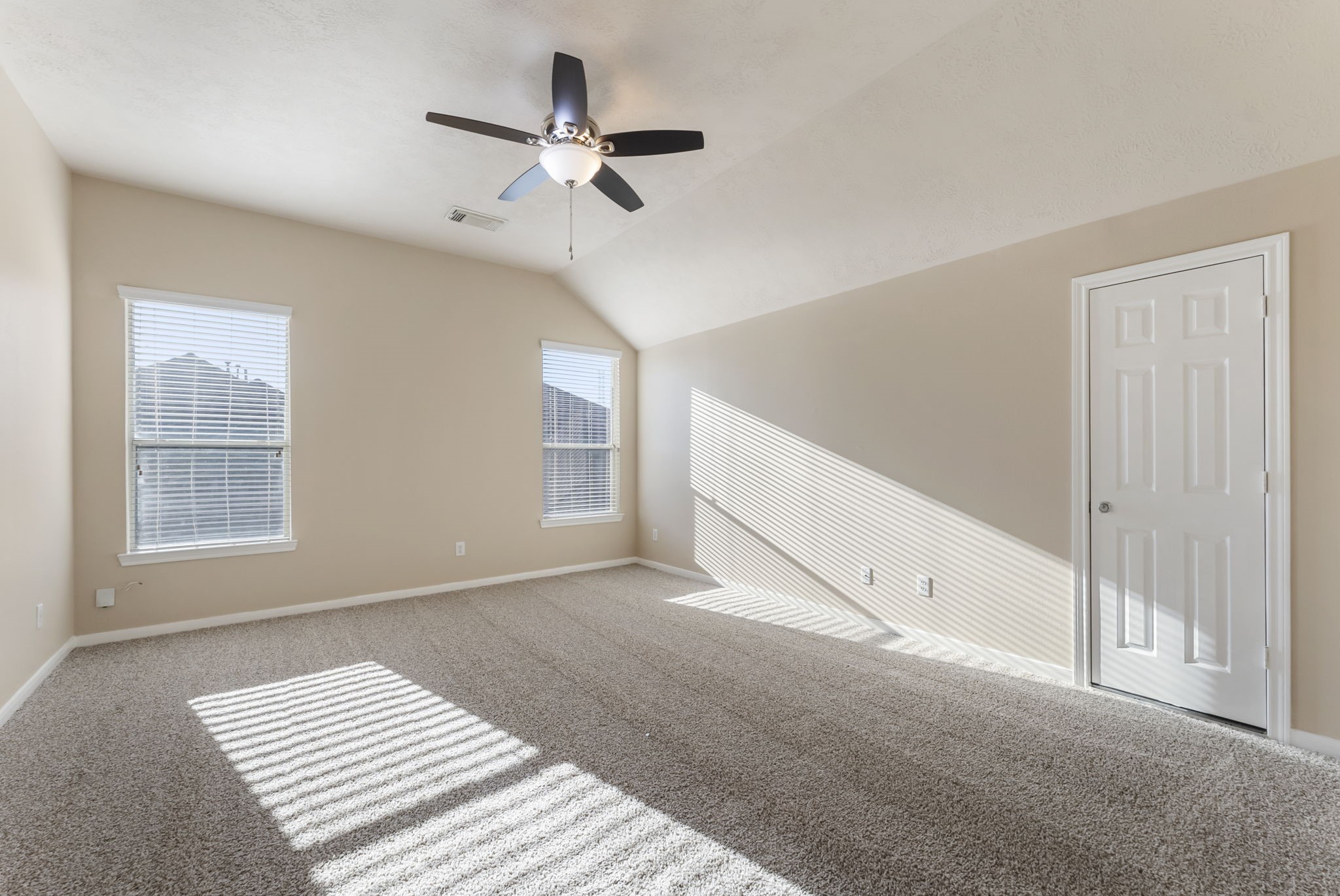 4318 Countrycrossing Drive Spring, TX 77388 - Photo 23 of 41