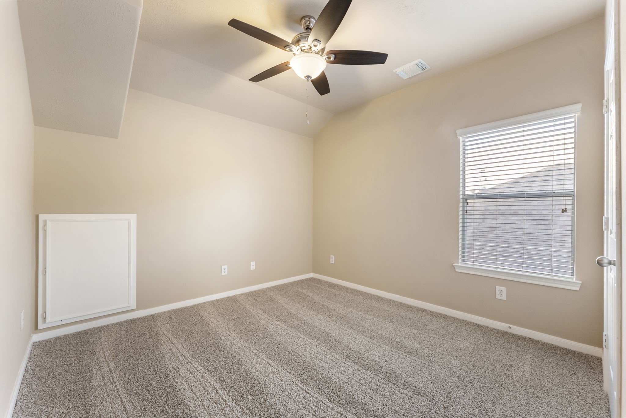 4318 Countrycrossing Drive Spring, TX 77388 - Photo 27 of 41