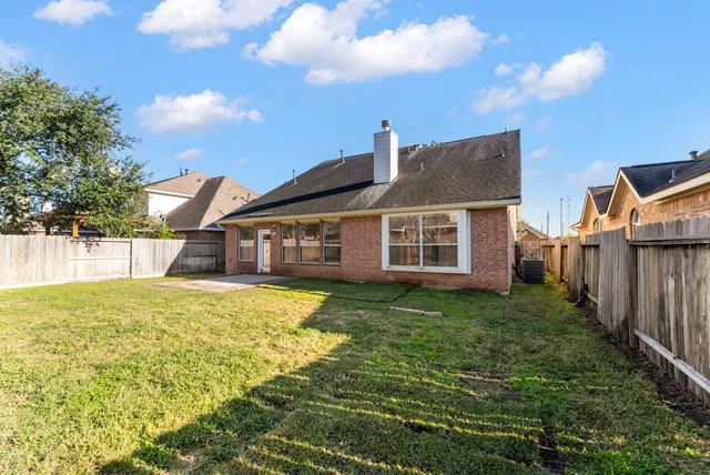 $369,000 | 4318 Countrycrossing Drive, Spring, TX 77388