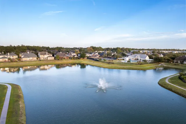 $369,000 | 4318 Countrycrossing Drive, Spring, TX 77388