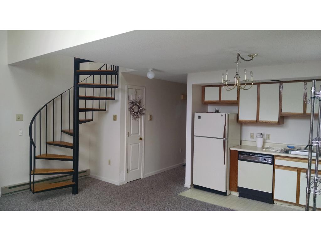 19 A Onset Road, Unit 19A Bennington, NH 03442 - Photo 3 of 11