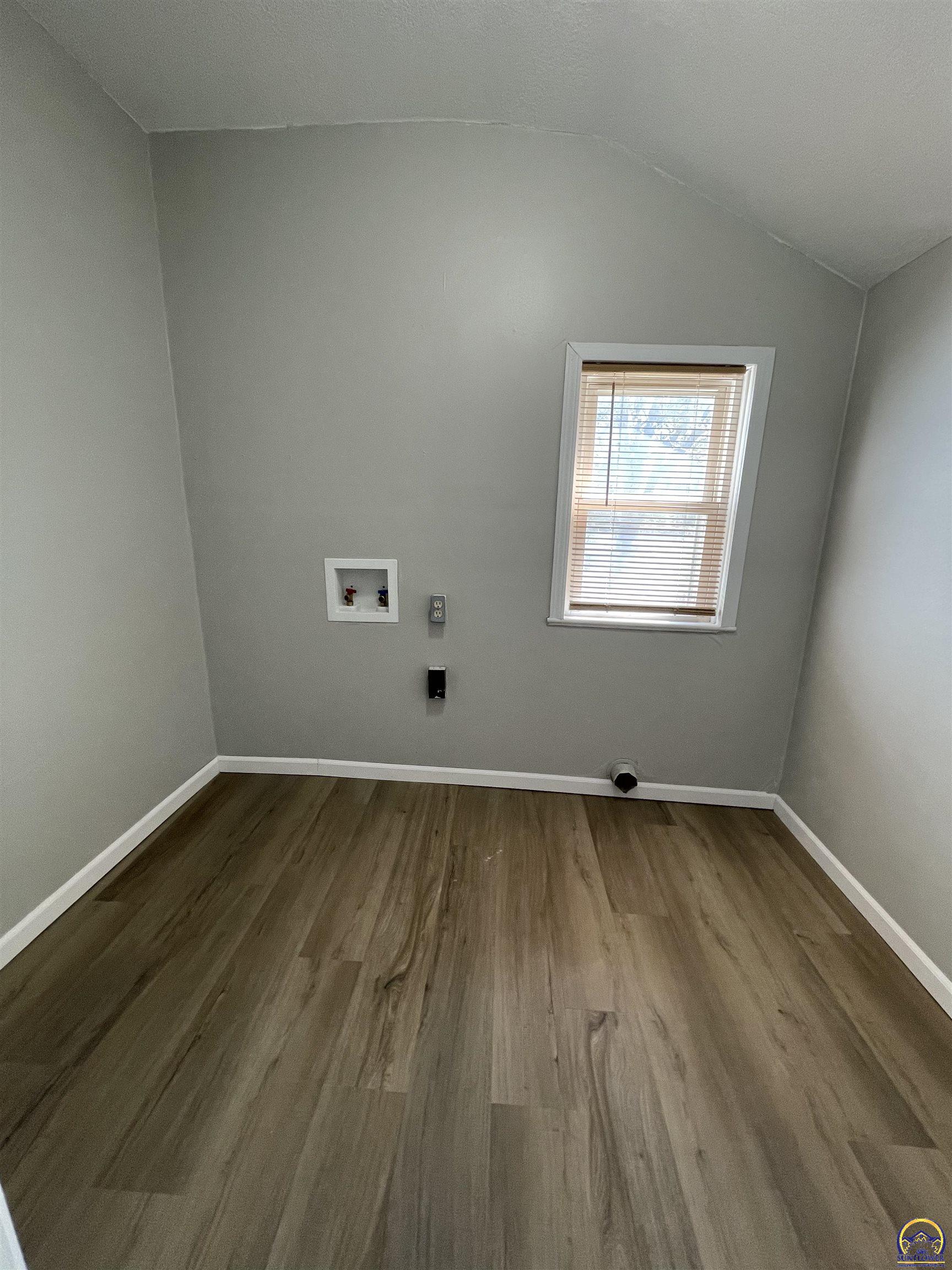 209 West 5th Street Lebo, KS 66856 - Photo 13 of 21