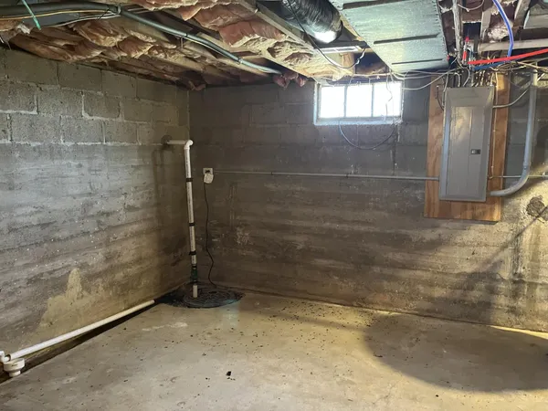 $325,000 | 15998 Burke Benning Road, Dillsboro, IN 47018