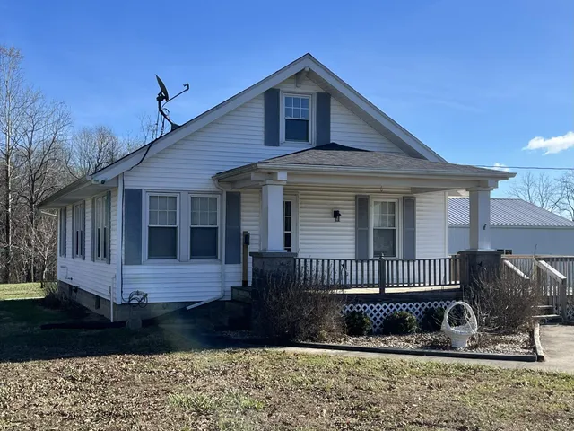 $325,000 | 15998 Burke Benning Road, Dillsboro, IN 47018