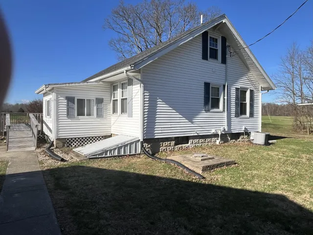 $325,000 | 15998 Burke Benning Road, Dillsboro, IN 47018