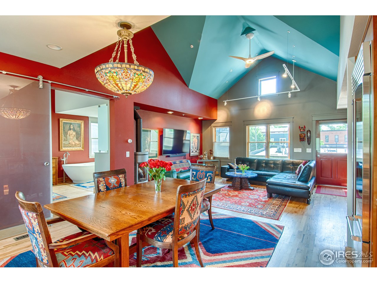 1933 Pearl Street Boulder, CO 80302 - Photo 5 of 34