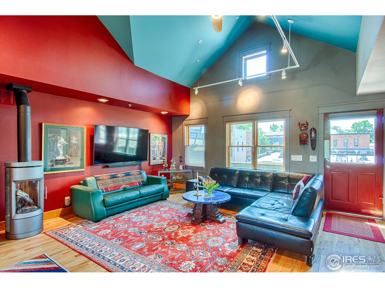 1933 Pearl Street Boulder, CO 80302 - Photo 8 of 34