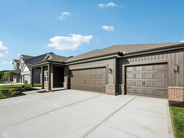 $419,900 | 914 Angilee Way, Lebanon, IN 46052