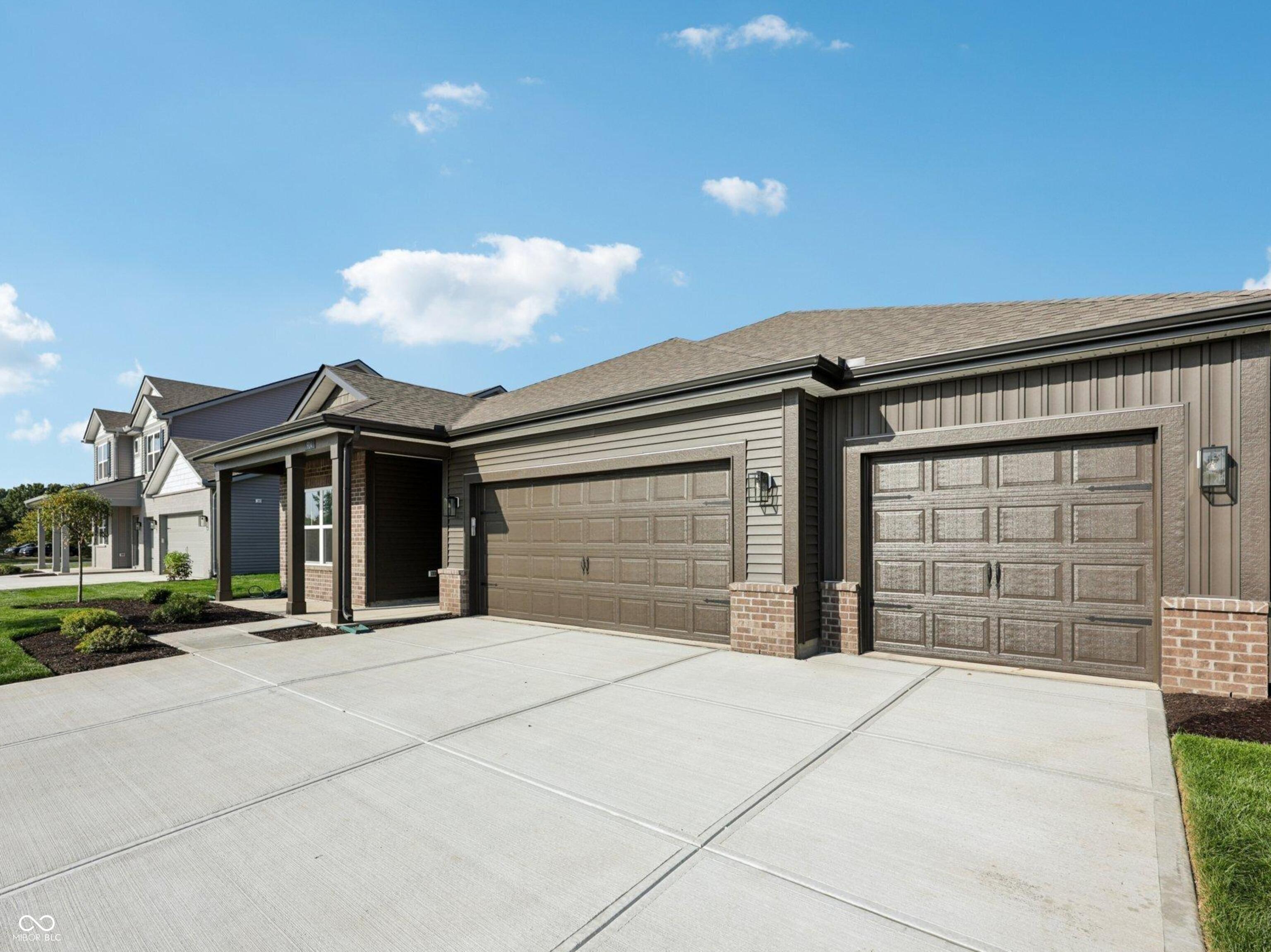 914 Angilee Way Lebanon, IN 46052 - Photo 3 of 66