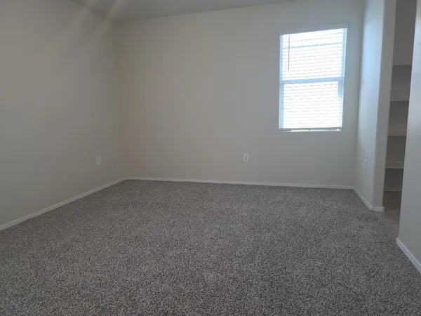 $1,895 | 18589 West Smoketree Drive, Wittmann, AZ 85361