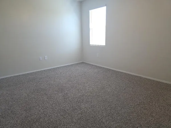 $1,895 | 18589 West Smoketree Drive, Wittmann, AZ 85361