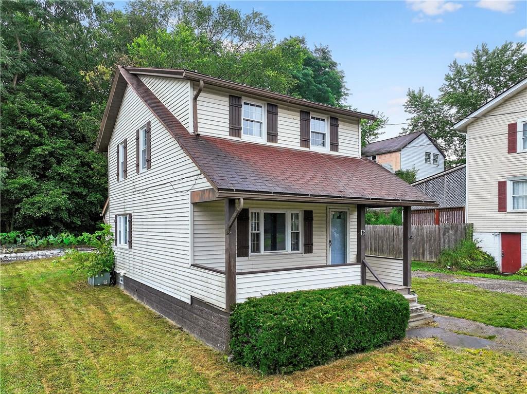 16 Community Springs Court Rochester, PA 15074 - Photo 3 of 26