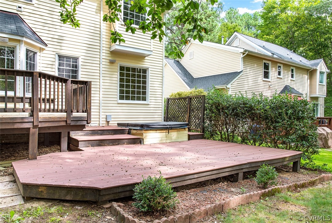 13902 Sagebrook Road Midlothian, VA 23112 - Photo 29 of 37 a view of a house with backyard and sitting area