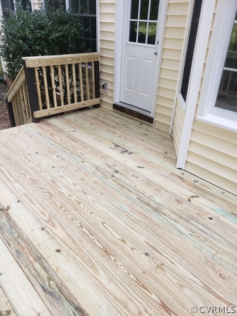 13902 Sagebrook Road Midlothian, VA 23112 - Photo 37 of 37 a view of balcony with wooden floor and fence
