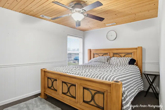 $469,000 | 1614 River Terrace Drive, Johnsburg, IL 60051