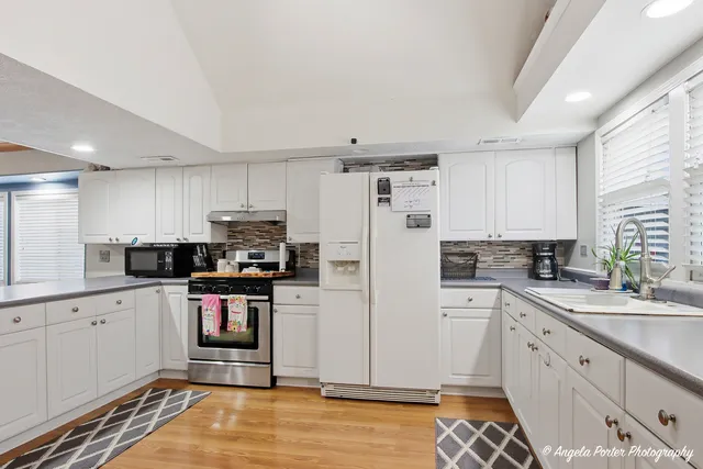 $469,000 | 1614 River Terrace Drive, Johnsburg, IL 60051