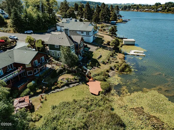 $1,450,000 | 3445 Northeast 40th Court, Lincoln City, OR 97364