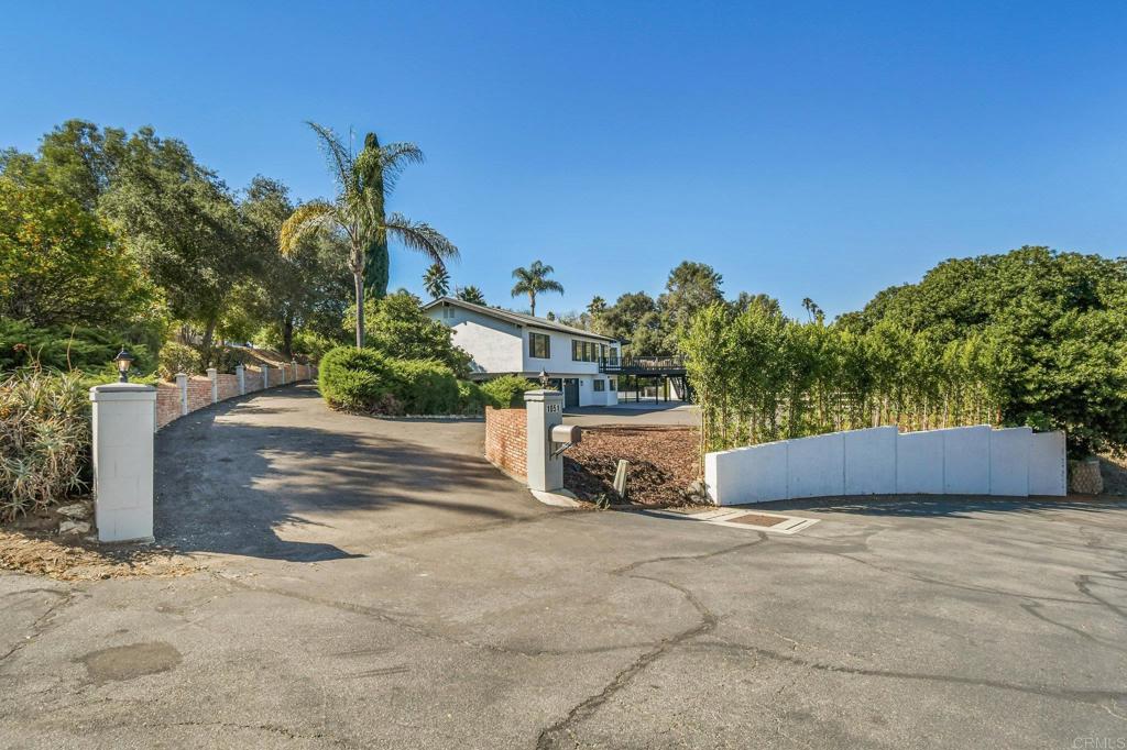 1051 Via Rancho Parkway Escondido, CA 92029 - Photo 4 of 70