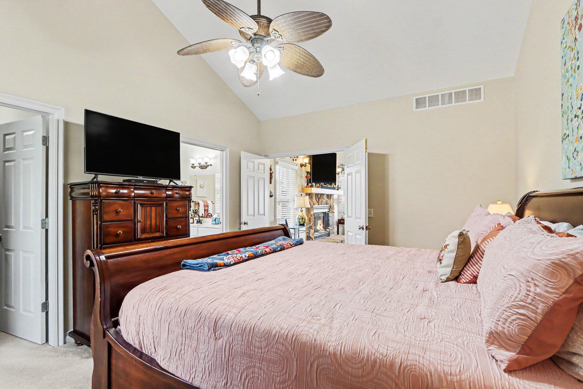 7928 Spring Haven Kalamazoo, MI 49009 - Photo 21 of 36 PRIMARY BEDROOM