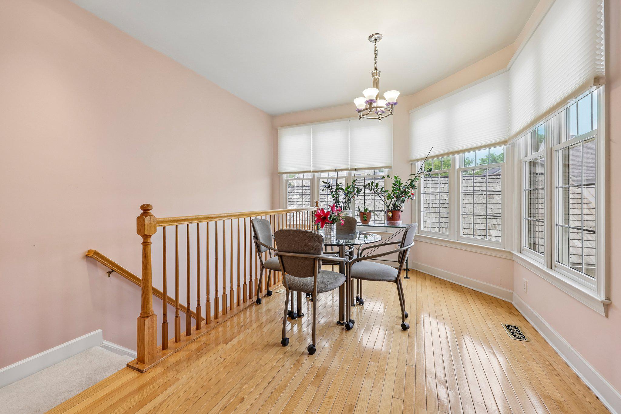331 Alfandre Street Gaithersburg, MD 20878 - Photo 12 of 38 Bright dining nook off the kitchen.