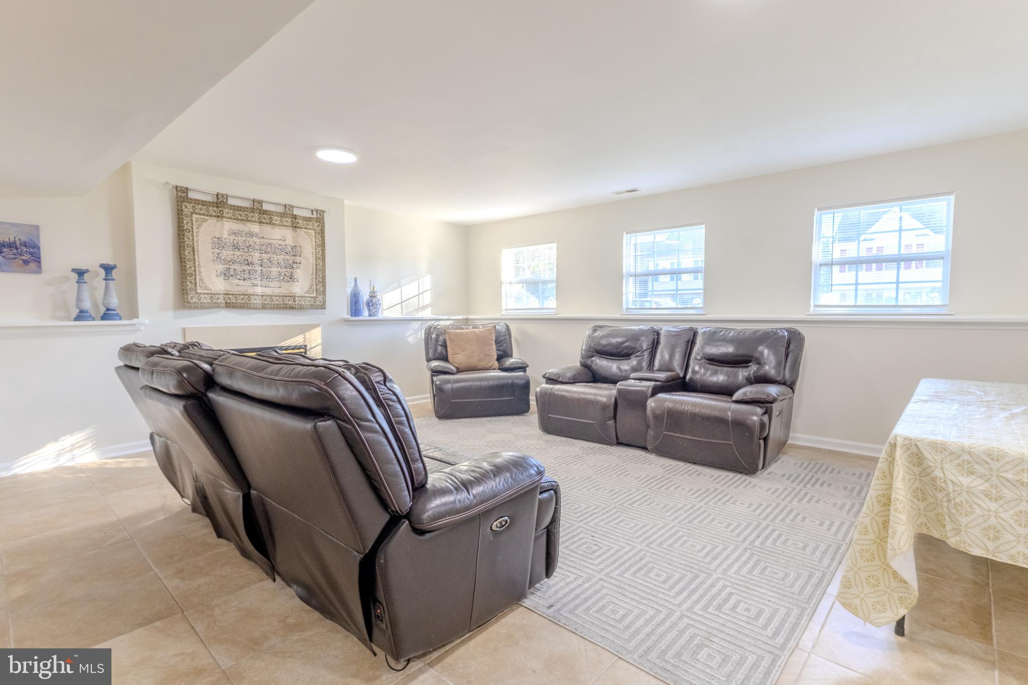 7530 Haystack Drive Windsor Mill, MD 21244 - Photo 27 of 30 a living room with furniture and window