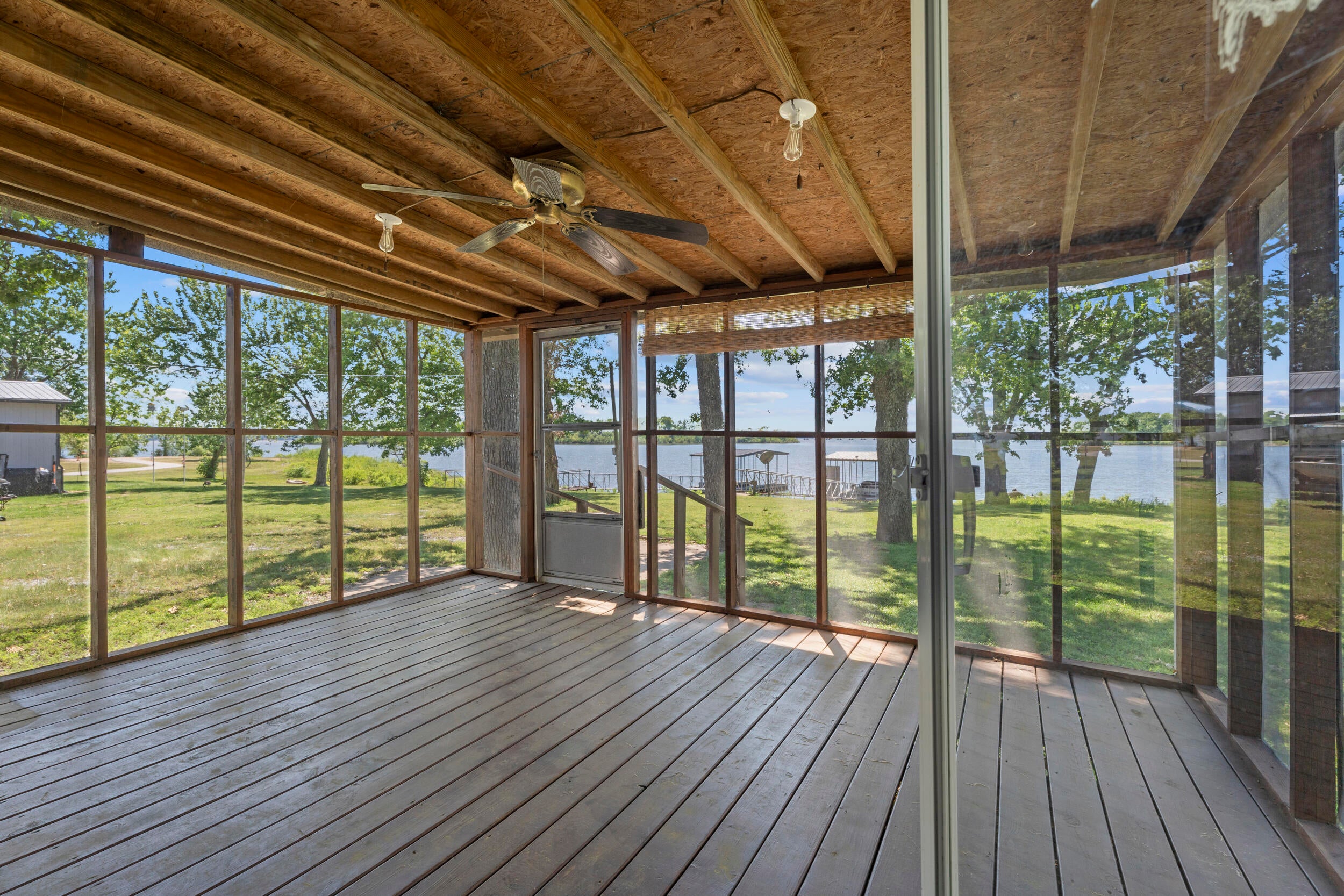25221 South 603 Road Grove, OK 74344 - Photo 12 of 36 Huge Sun Room