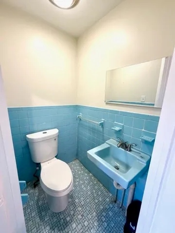 $6,200 | 122 Magnolia Avenue, Jersey City, NJ 07306