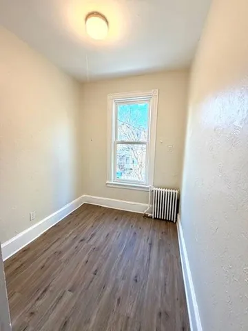 $6,200 | 122 Magnolia Avenue, Jersey City, NJ 07306