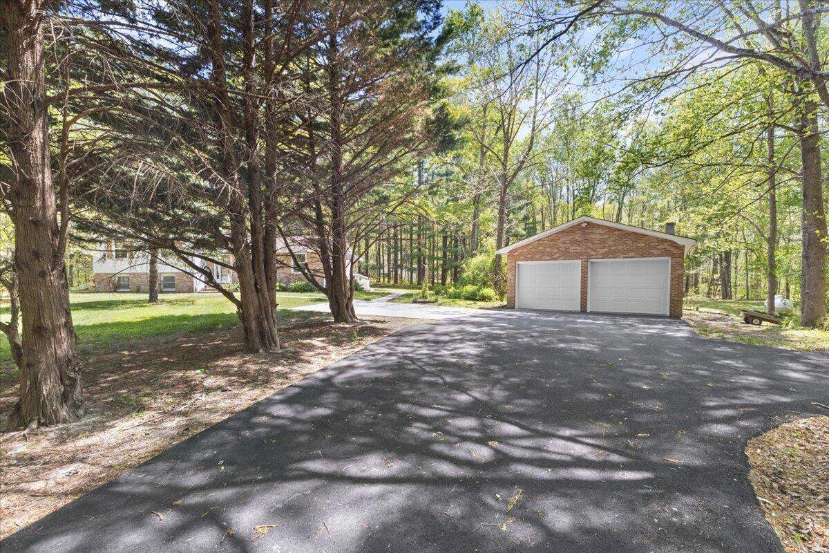 5268 Keffer Road Catawba, VA 24070 - Photo 4 of 37 34-5268 Keffer Rd-34