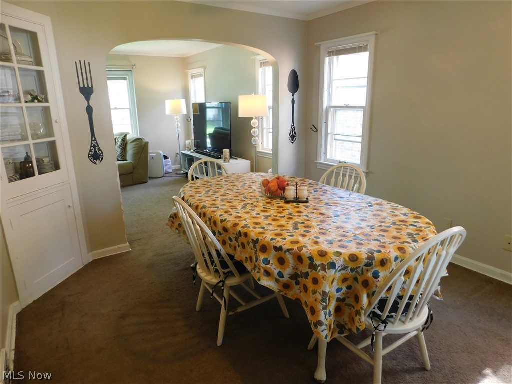 3714 Bainbridge Road Cleveland Heights, OH 44118 - Photo 9 of 28